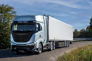 STRALIS S-WAY